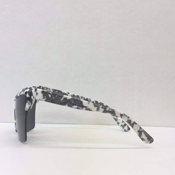 Gigi Hadid Sunglasses main image 4